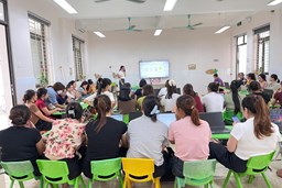 TRƯỜNG MẦM NON HỢP THANH TẬP HUẤN ỨNG DỤNG TRÍ TUỆ NHÂN TẠO, SẴN SÀNG CHO NĂM HỌC MỚI