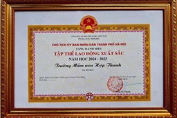 TRƯỜNG MN HỢP THANH ĐÓN NHẬN DANH HIỆU TẬP THỂ LAO ĐỘNG XUẤT SẮC