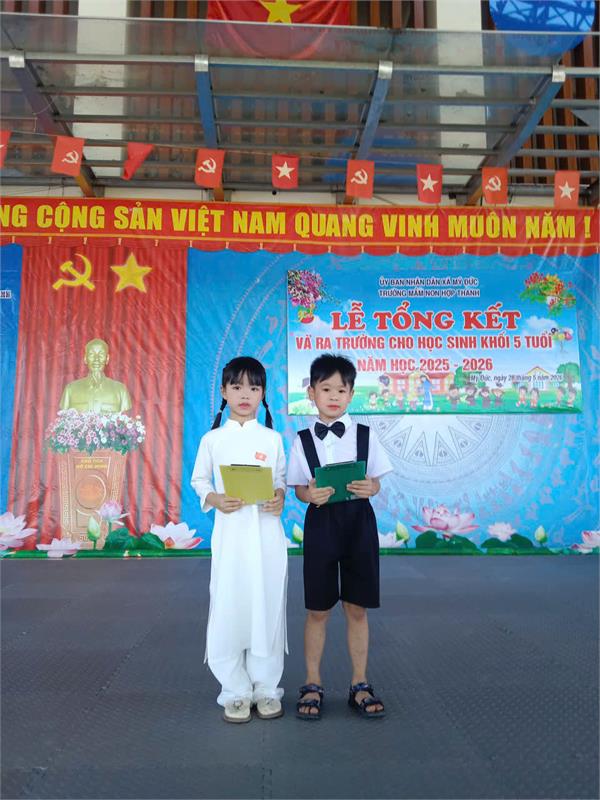 Dẫn chương trình tổng kết năm học 2025 2026