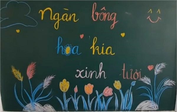 Hoat dong chao mung ngay 8/3 lớp A4