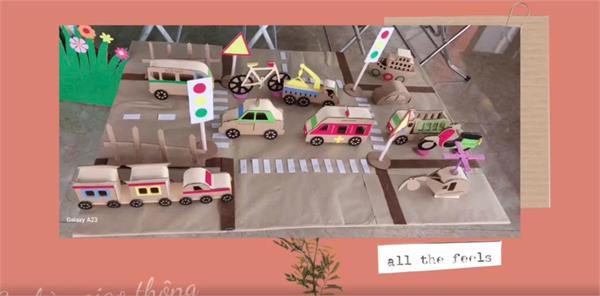 Đồ dùng tự tạo lớp 3TC2