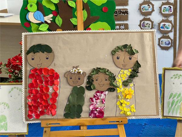 Trẻ trình bày ý tưởng thiết kế